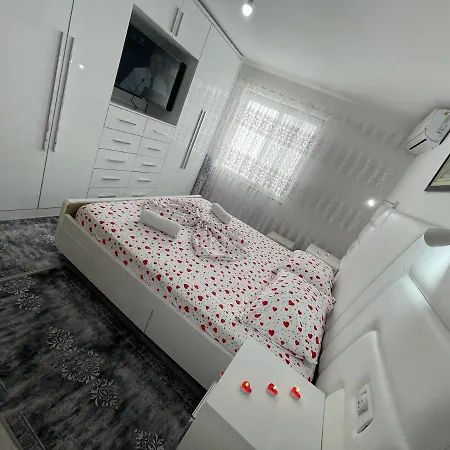 Romance Apartments * Tiran